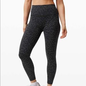 Lululemon Wunder Train High-Rise 25”